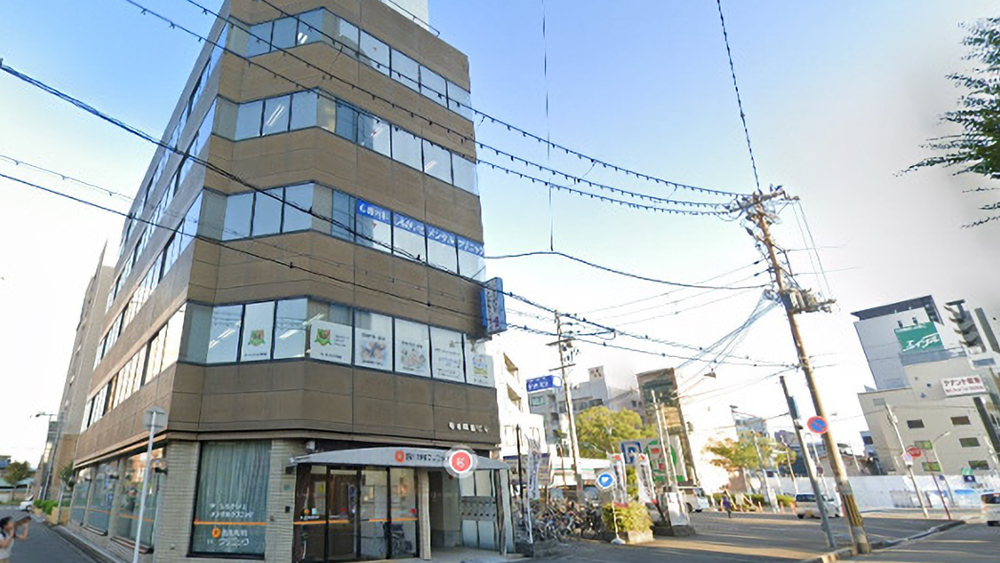 和歌山駅東口より徒歩2分　寺本興産ビル4F・5F